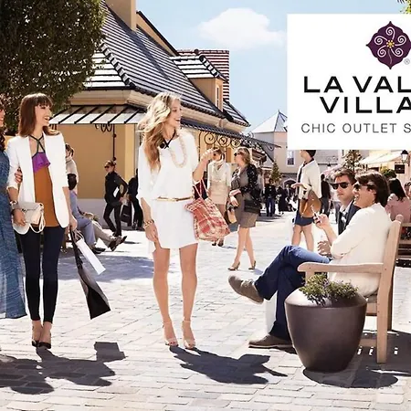 公寓 Valley Village Xi